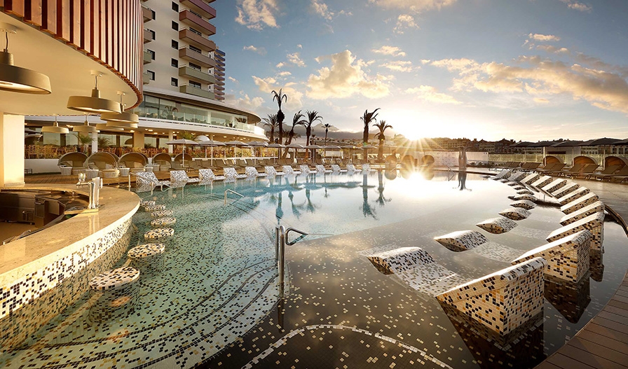 Ezarri Mosaico, estrella del Hard Rock Hotel Tenerife