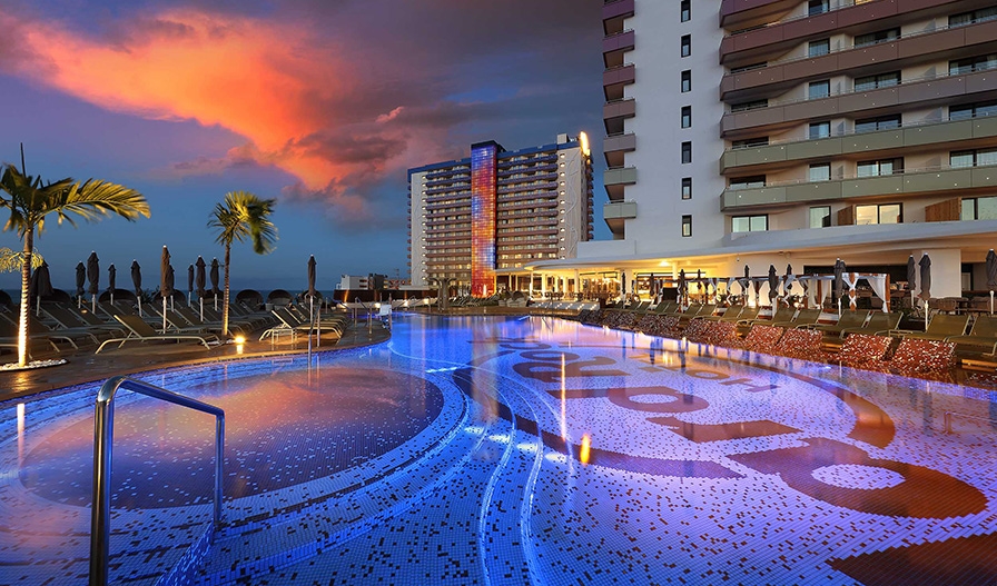 Ezarri Mosaico, estrella del Hard Rock Hotel Tenerife