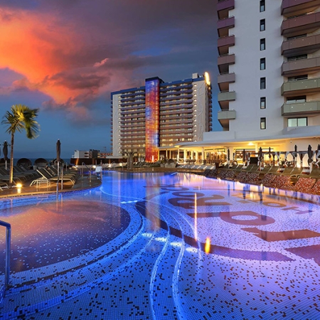 Ezarri Mosaico, estrella del Hard Rock Hotel Tenerife